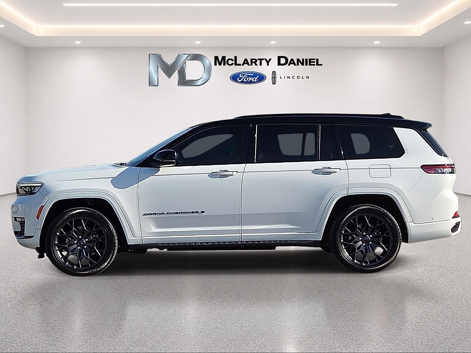 2024 Jeep Grand Cherokee L Summit