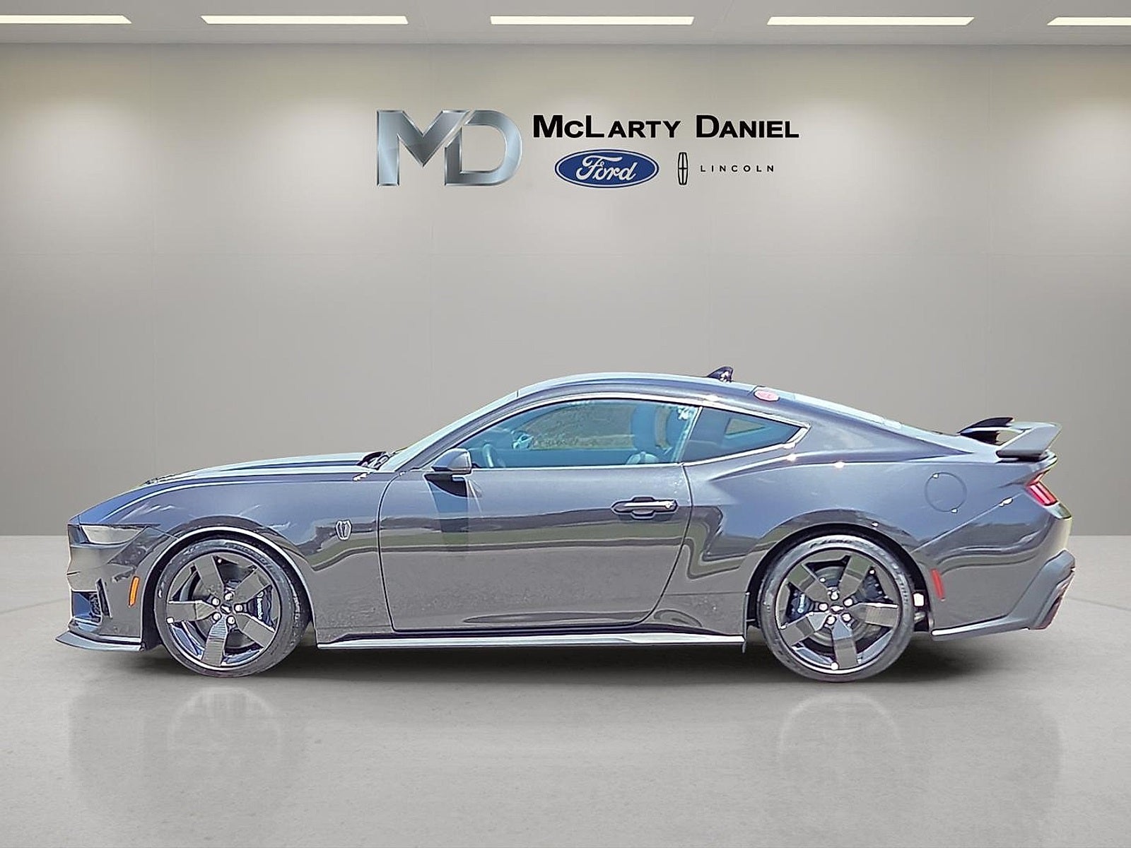 2024 Ford Mustang Dark Horse