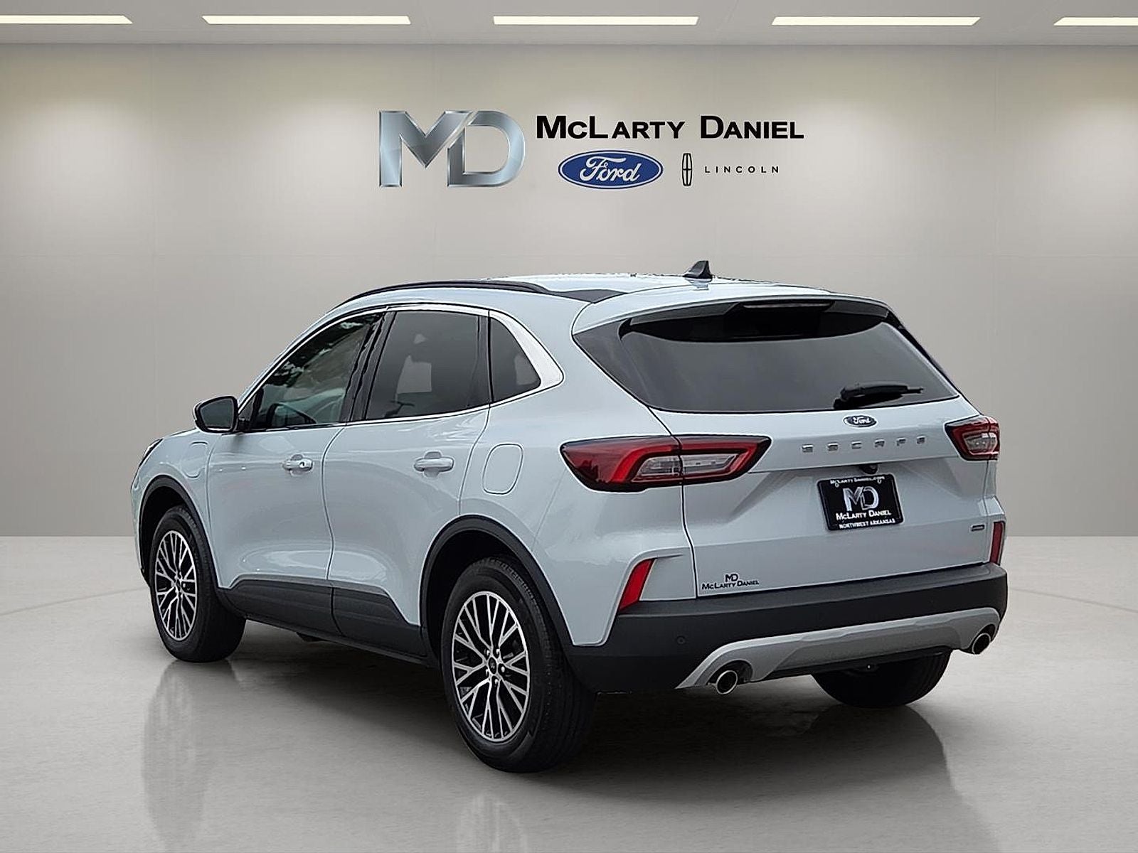 2025 Ford Escape Plug-In Hybrid Base
