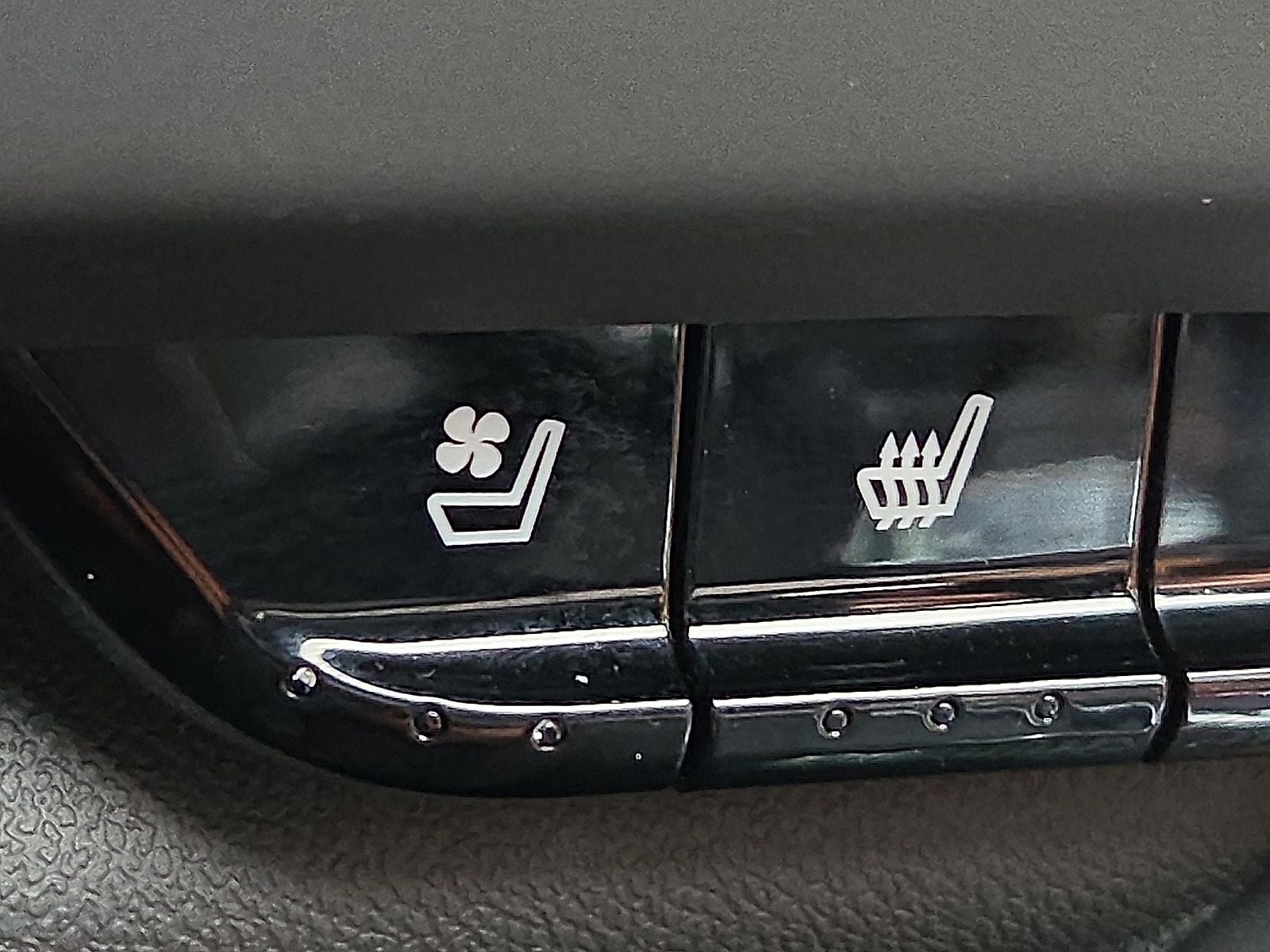 2021 Chevrolet Camaro 2LT 2LT