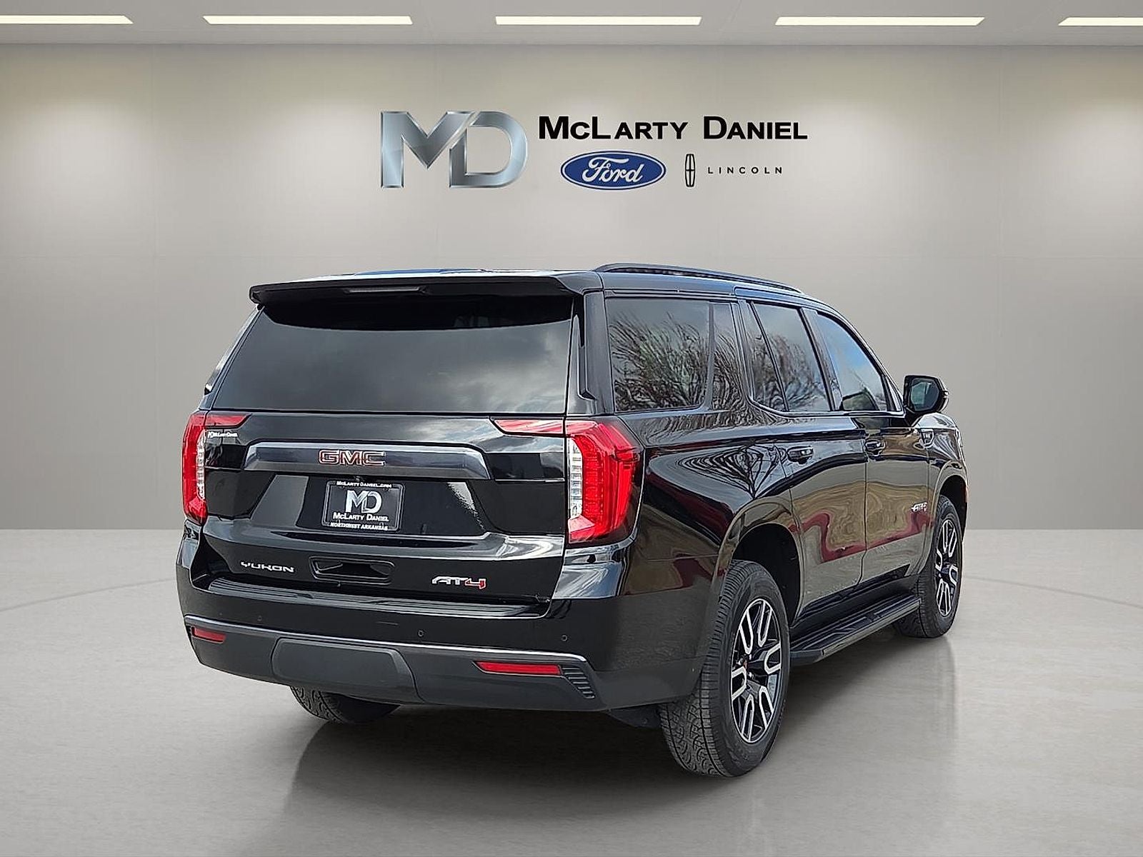 2023 GMC Yukon AT4