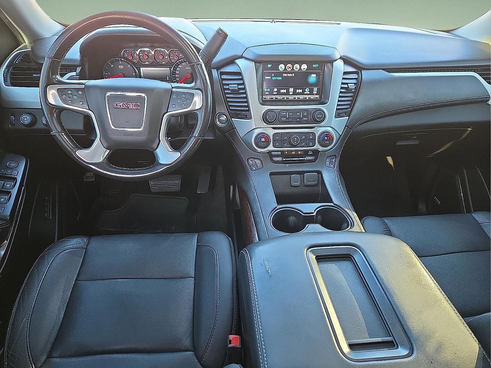 2020 GMC Yukon XL SLT