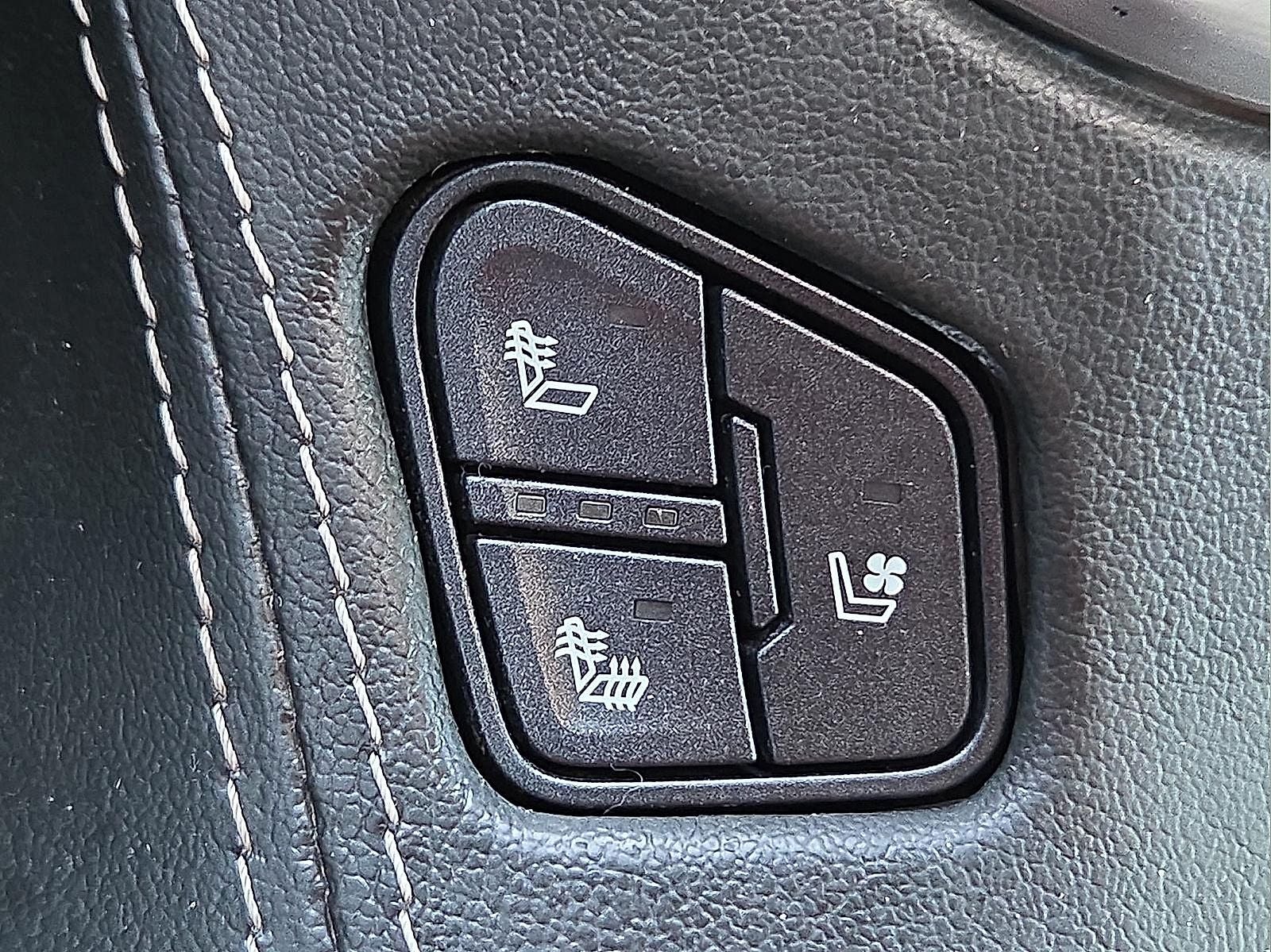 2020 GMC Yukon XL SLT