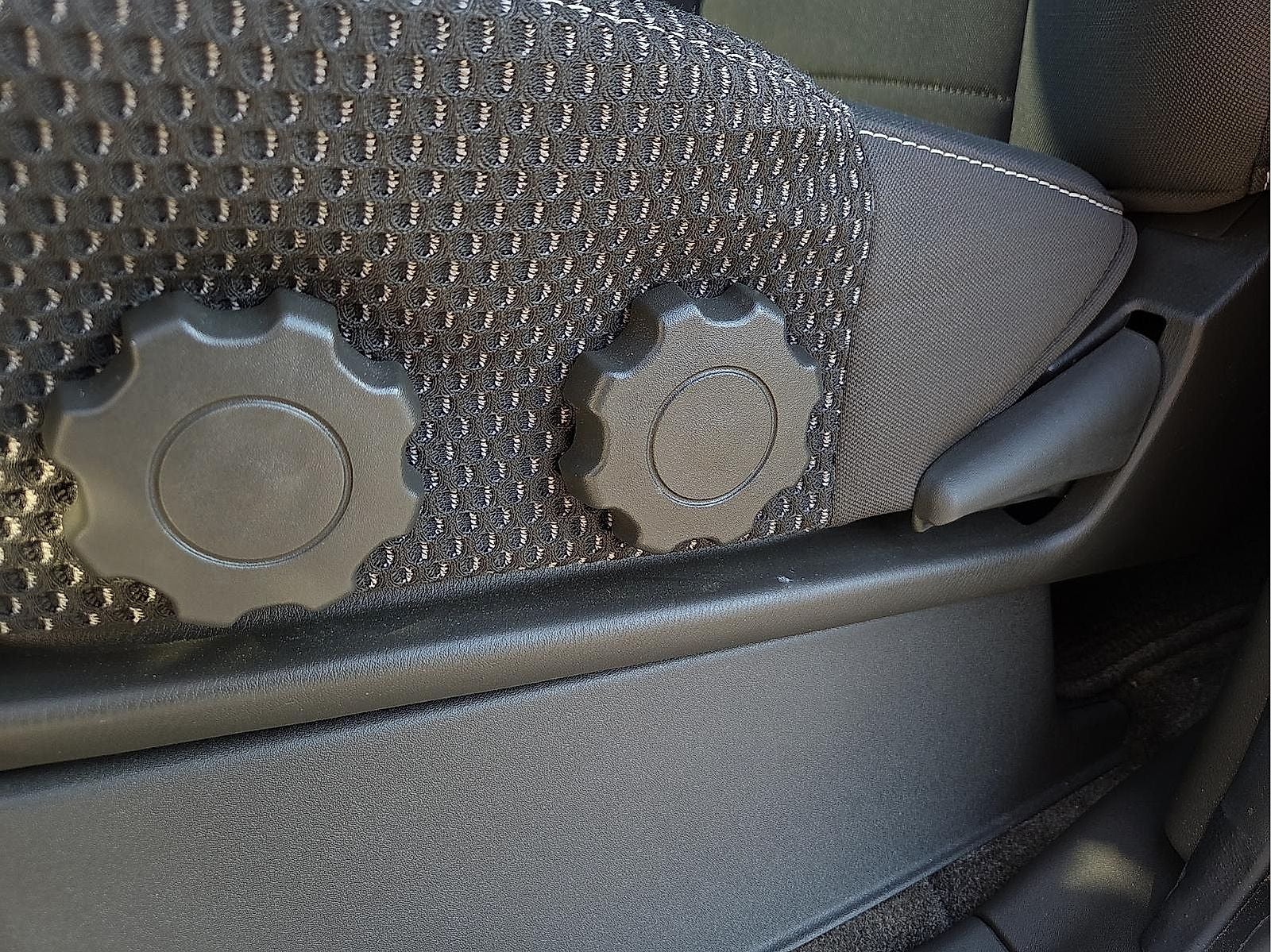 2017 Nissan Frontier Desert Runner