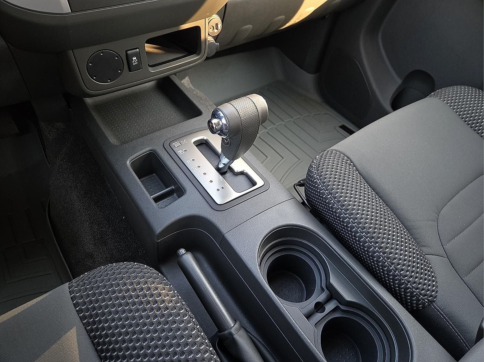 2017 Nissan Frontier Desert Runner