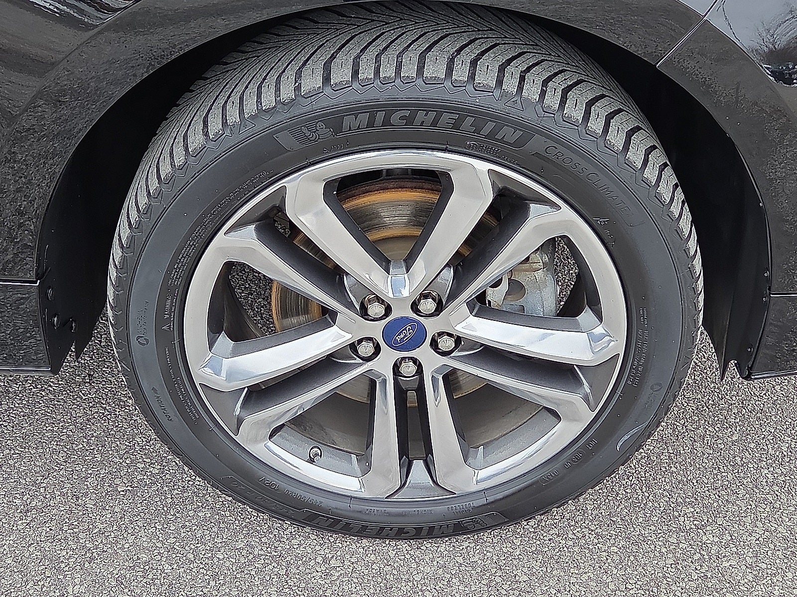 2017 Ford Edge Sport