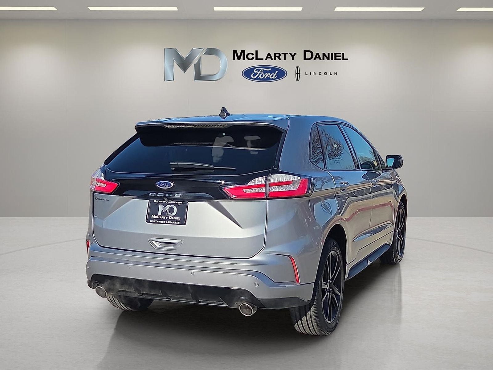 2021 Ford Edge ST Line