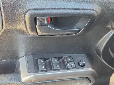 2022 Toyota Tacoma SR5 V6