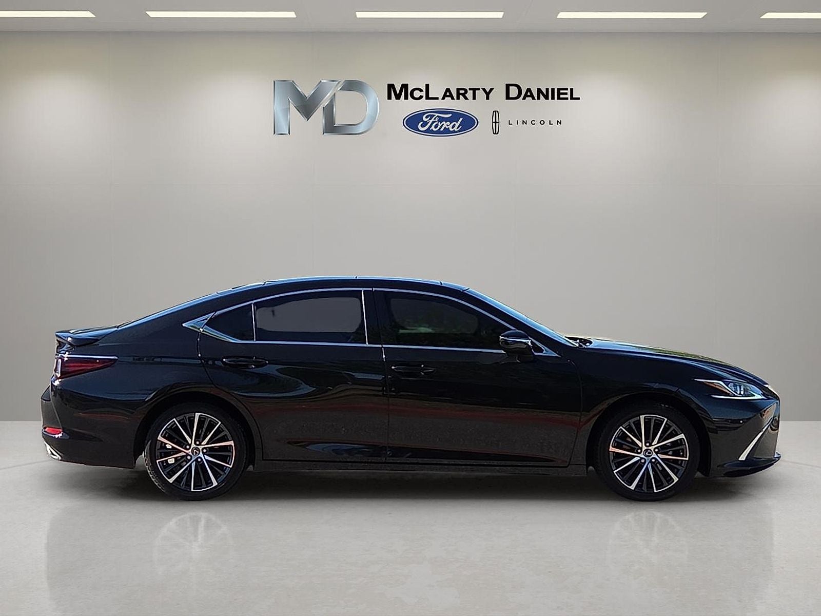 2023 Lexus ES 350