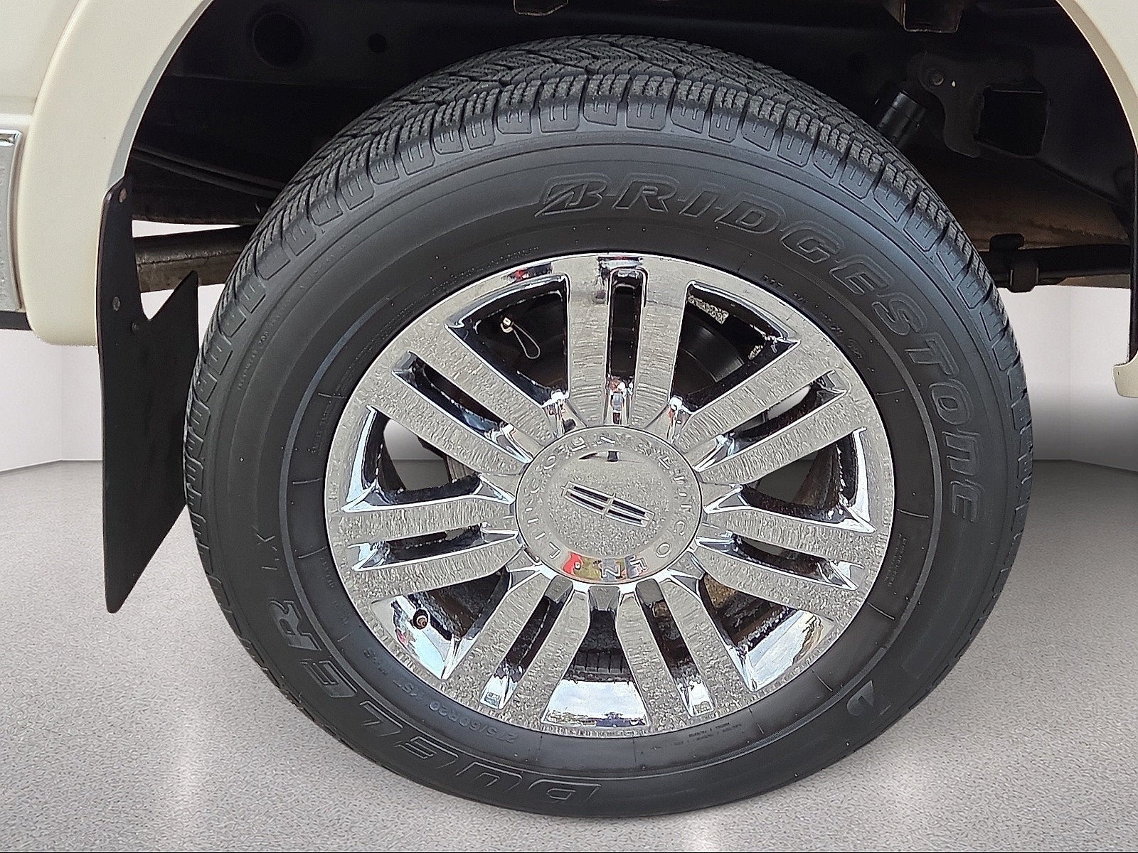 2008 Lincoln Mark LT Base