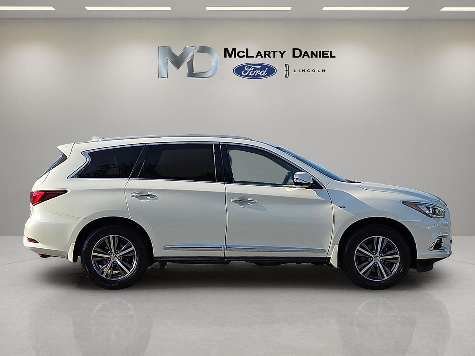 2020 INFINITI QX60 LUXE