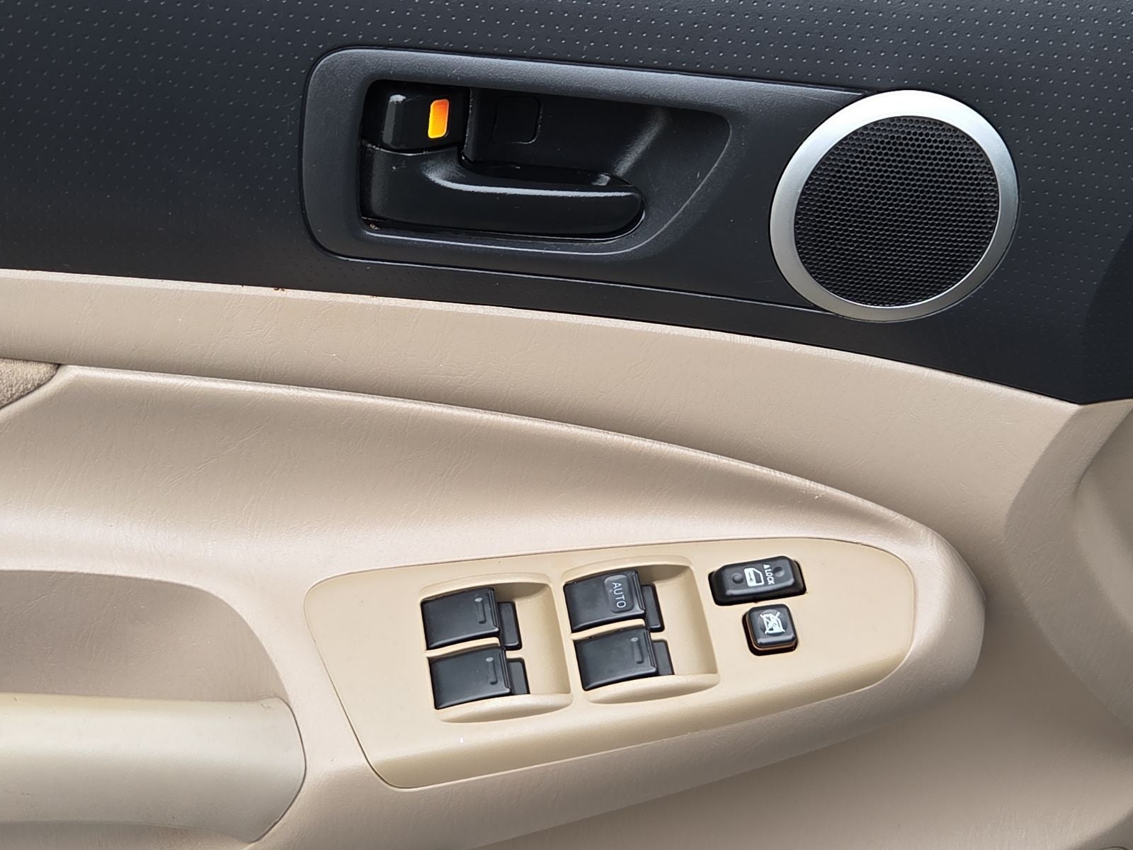 2006 Toyota Tacoma PreRunner V6