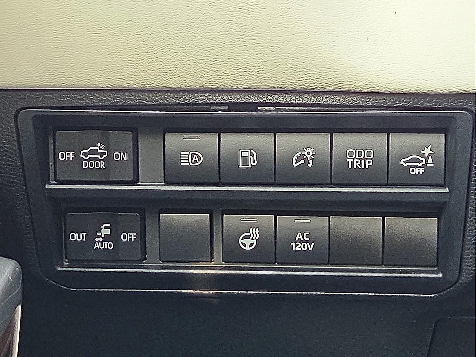 2022 Toyota Tundra Hybrid Capstone