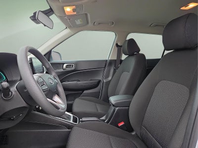 2025 Hyundai Venue SE
