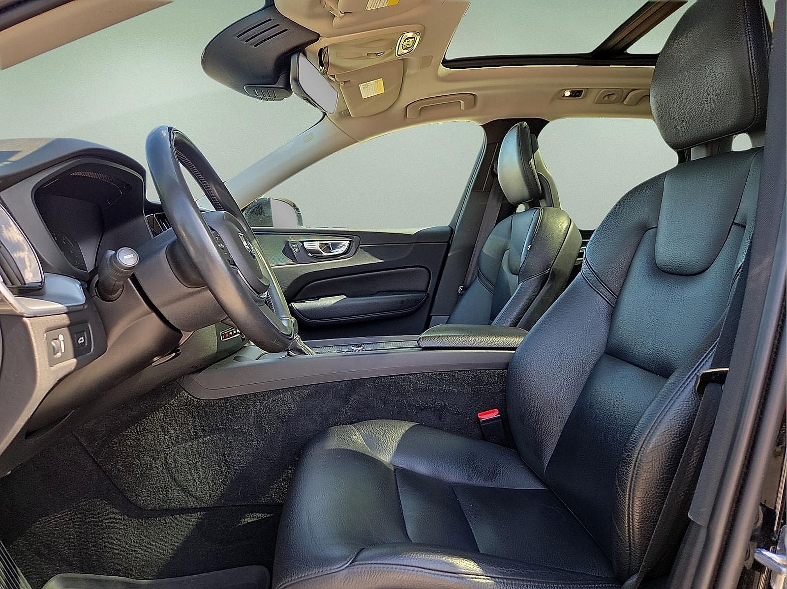 2018 Volvo XC60 T6 Momentum