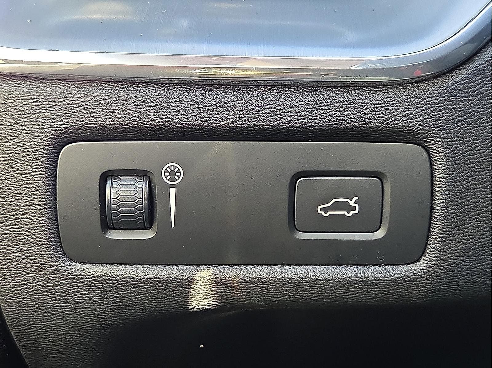 2018 Volvo XC60 T6 Momentum