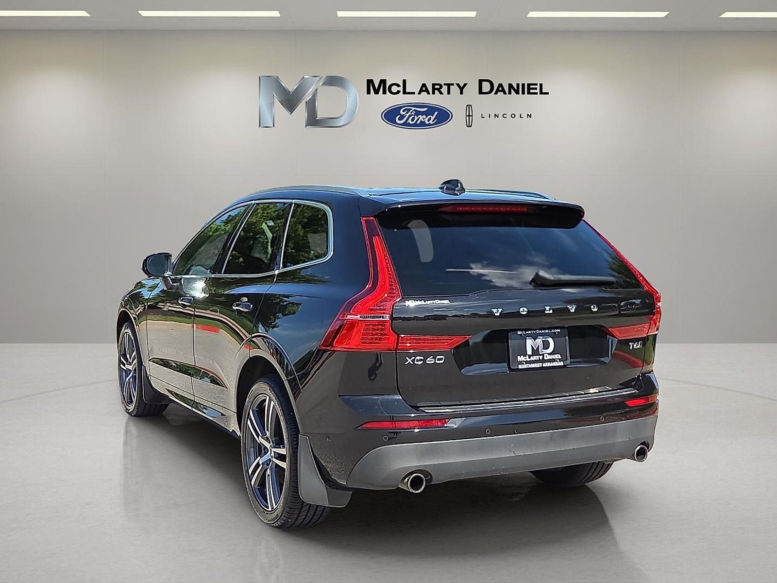 2018 Volvo XC60 T6 Momentum