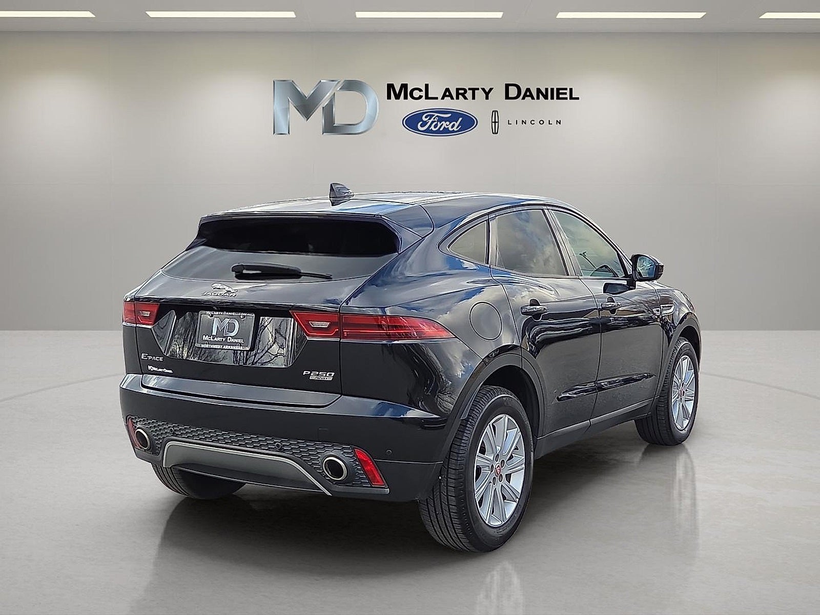 2020 Jaguar E-PACE Base