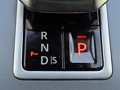 2024 Land Rover Range Rover Velar Dynamic SE