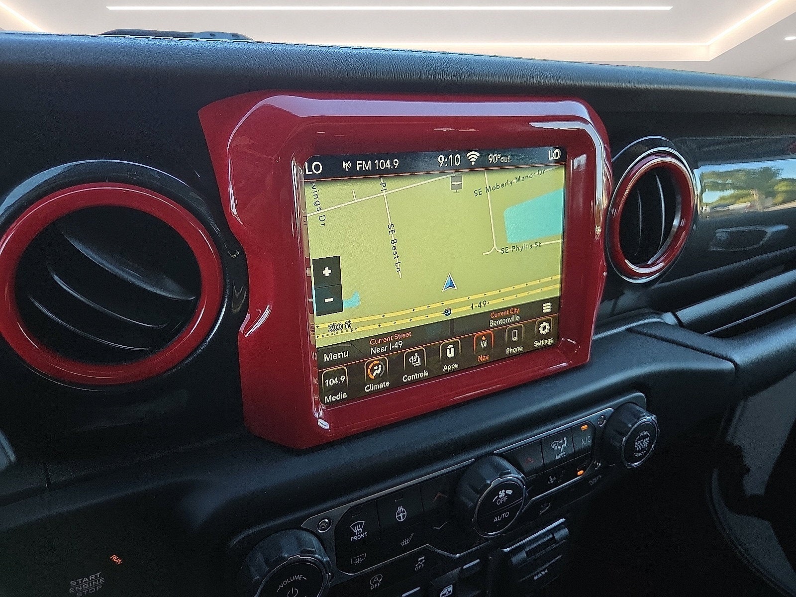 2020 Jeep Wrangler Unlimited Sahara Altitude