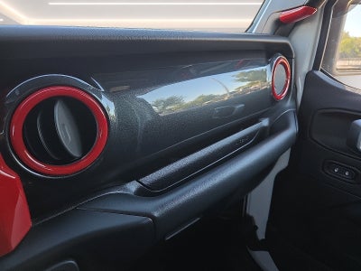 2020 Jeep Wrangler Unlimited Sahara Altitude