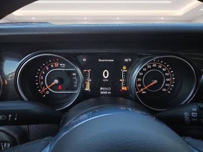 2020 Jeep Wrangler Unlimited Sahara Altitude