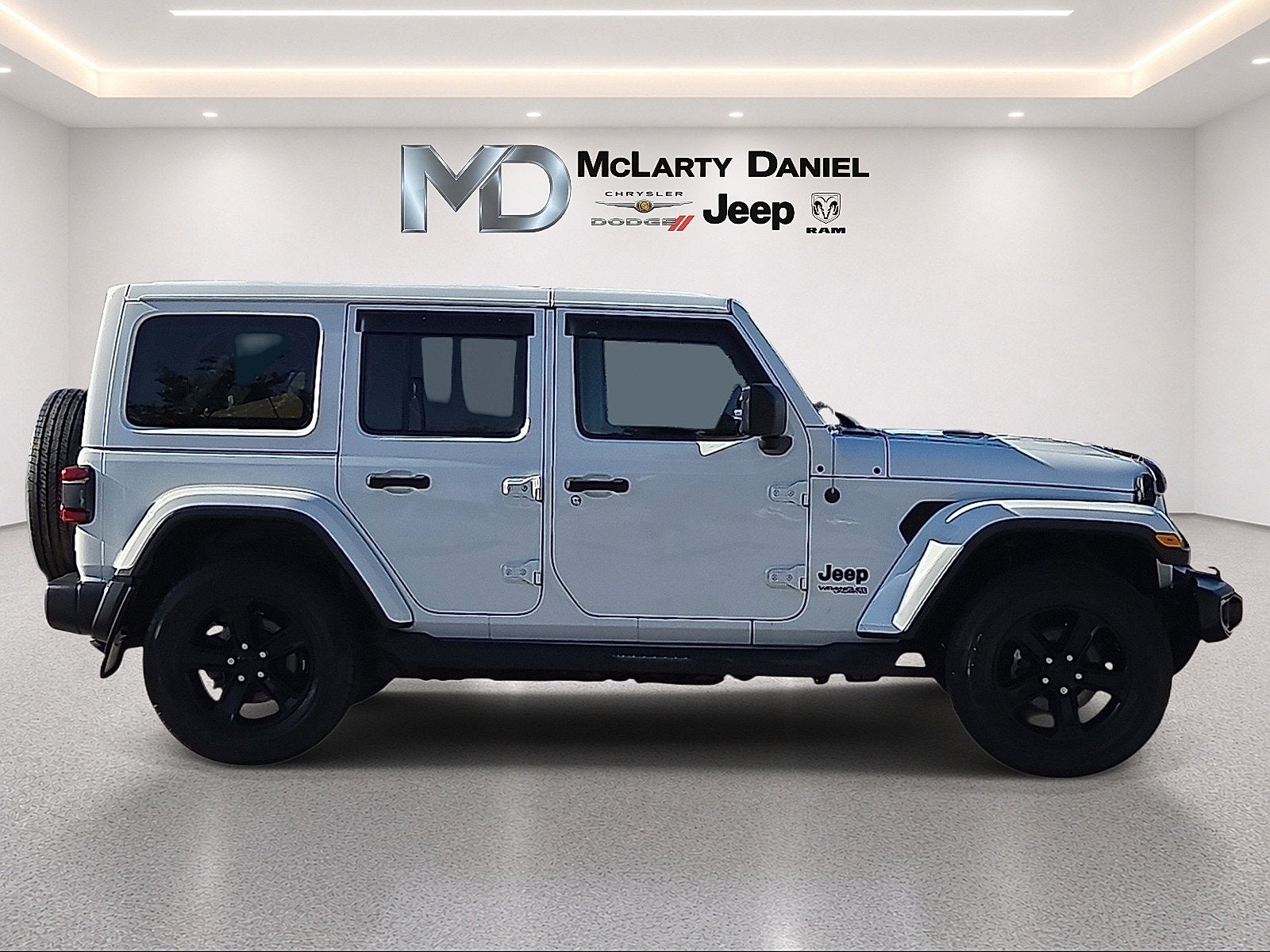 2020 Jeep Wrangler Unlimited Sahara Altitude