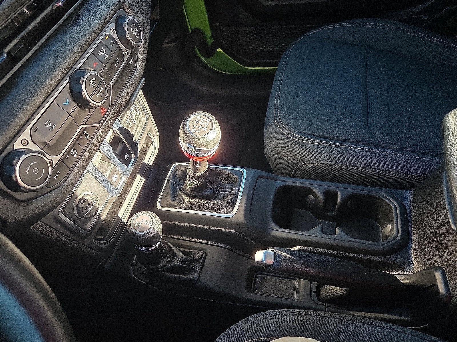 2025 Jeep Wrangler 2-Door Sport 4x4