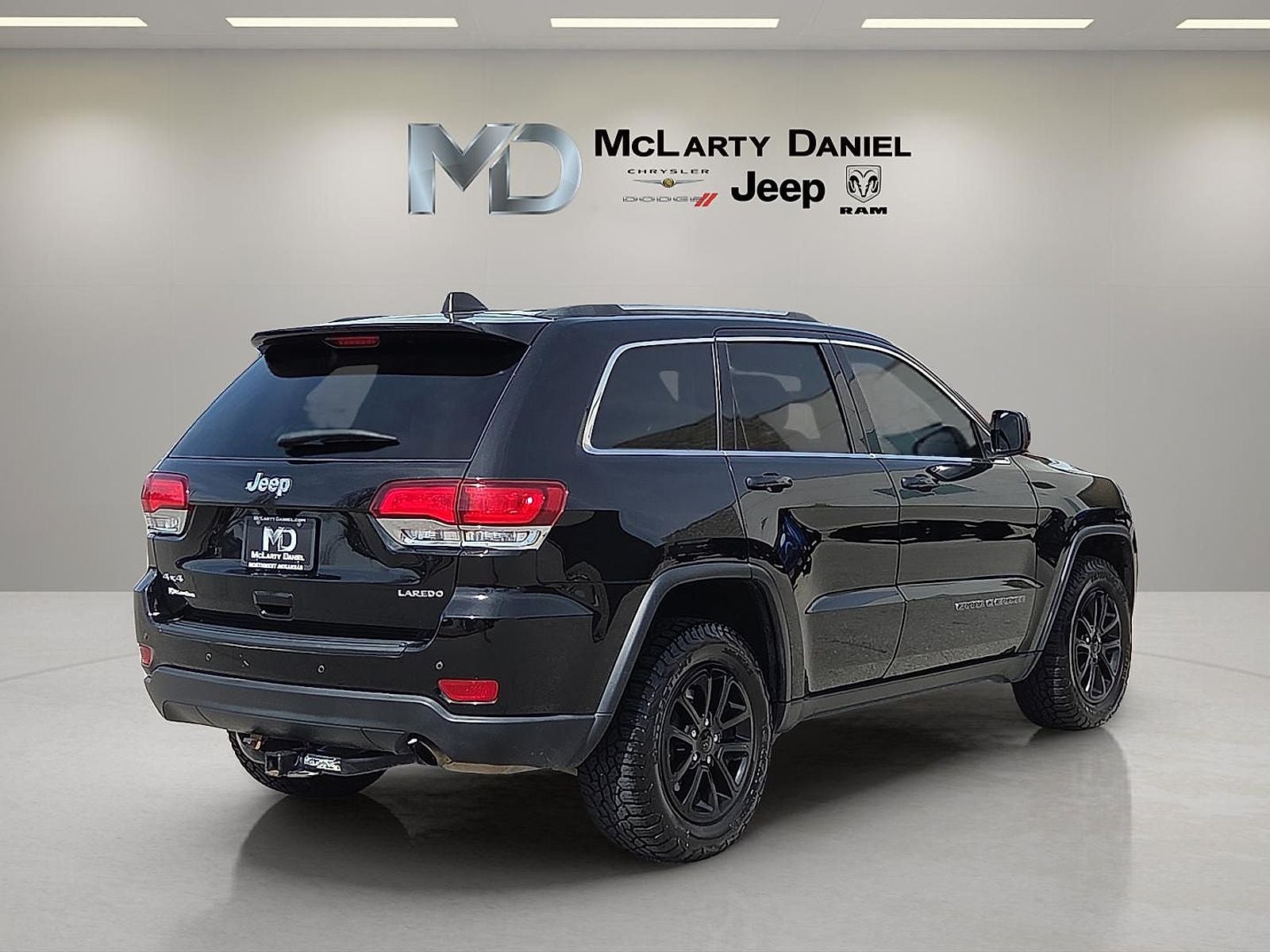 2021 Jeep Grand Cherokee Laredo E 4x4