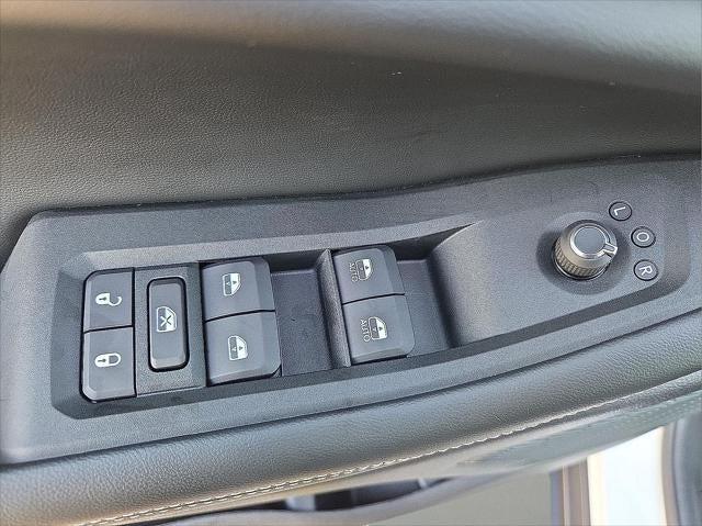 2025 Jeep Grand Cherokee L Laredo X 4x4