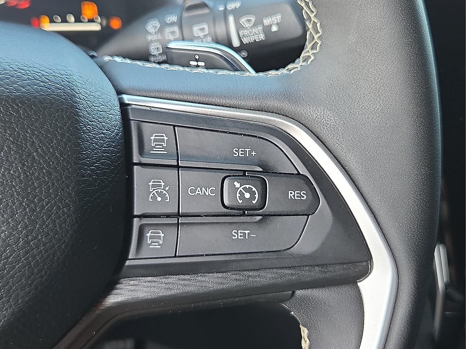 2023 Jeep Grand Cherokee L Altitude 4x4