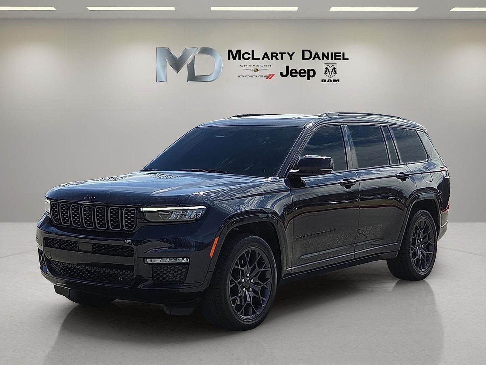 2023 Jeep Grand Cherokee L Summit 4x4