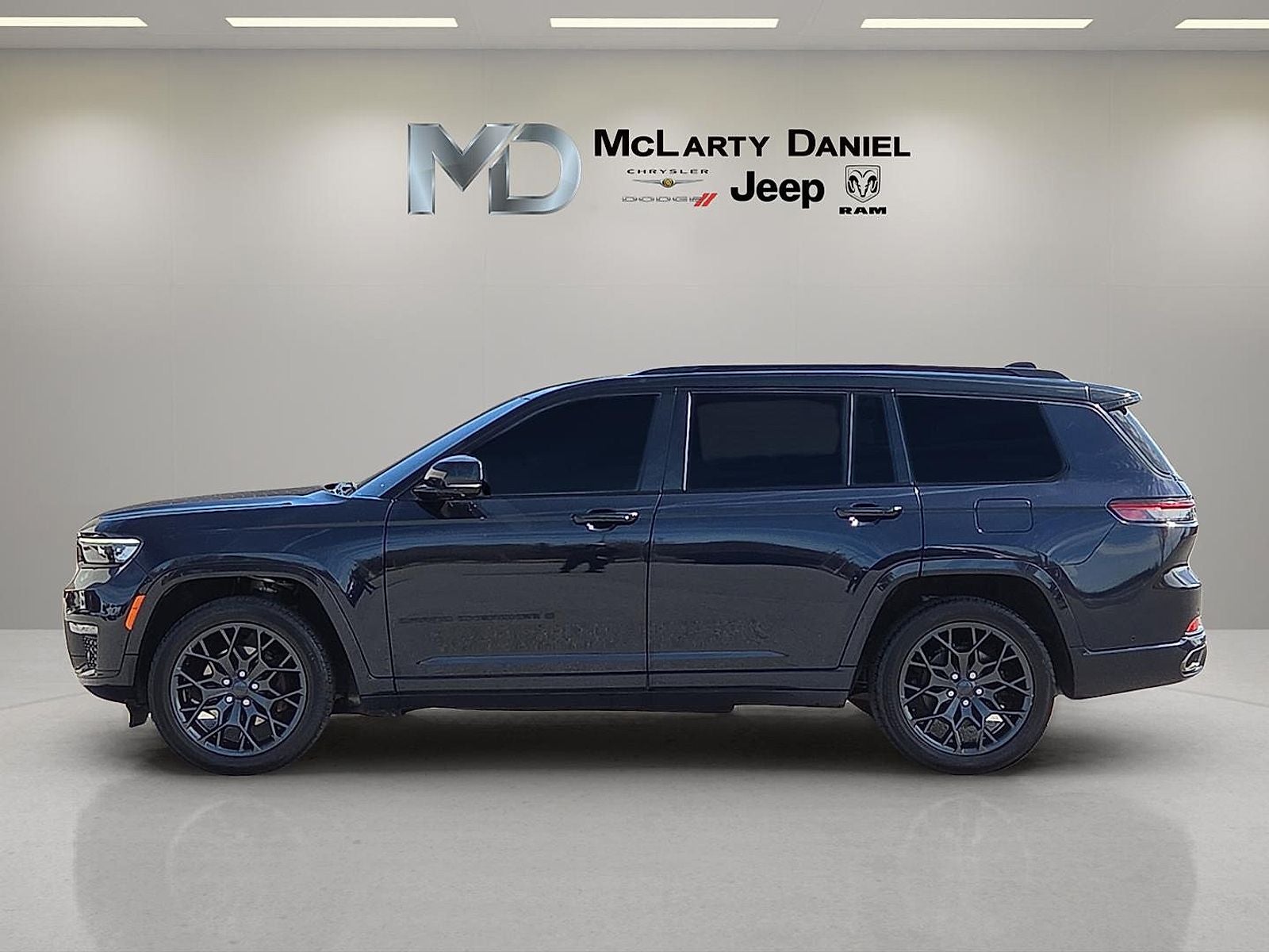 2023 Jeep Grand Cherokee L Summit 4x4