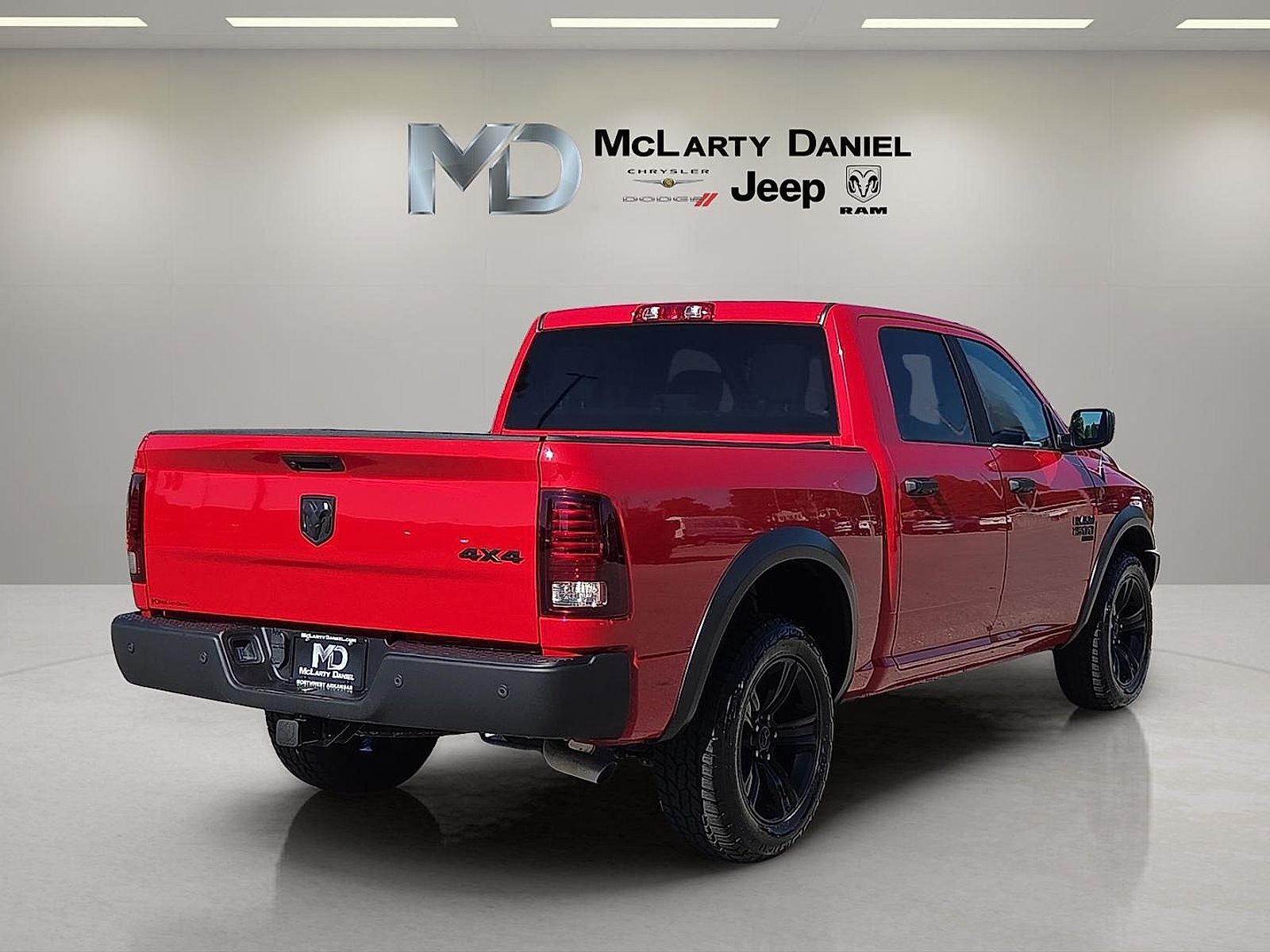 2024 RAM 1500 Classic Warlock Crew Cab 4x4 5'7' Box