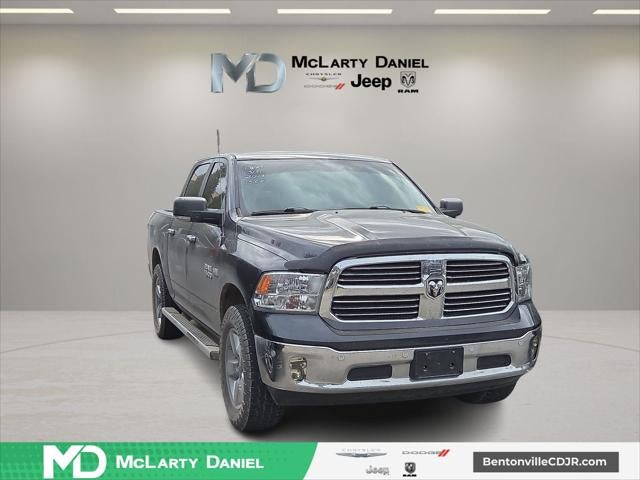 2017 RAM 1500 Big Horn Crew Cab 4x4 5'7' Box