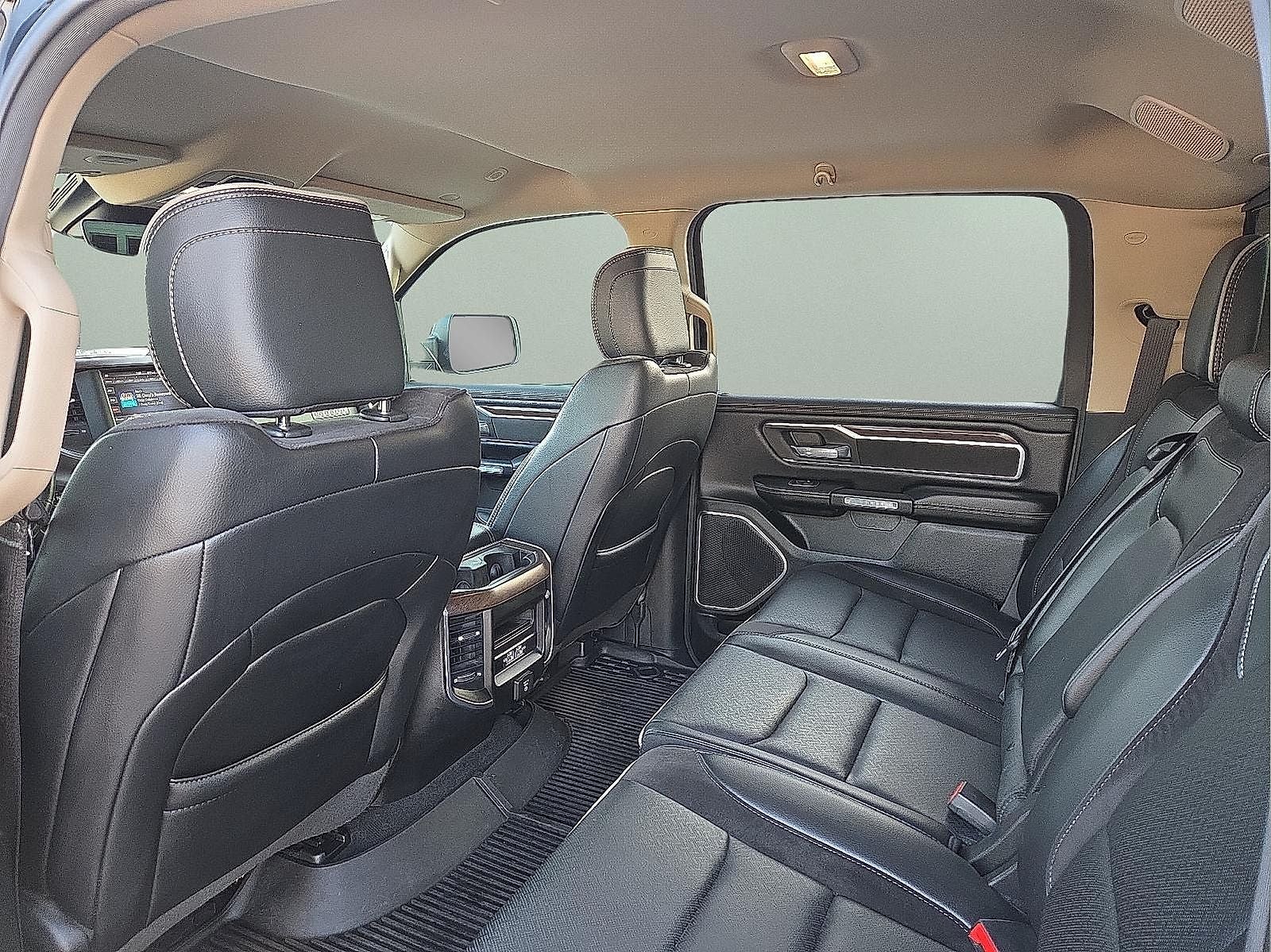 2021 RAM 1500 Laramie Crew Cab 4x4 5'7' Box