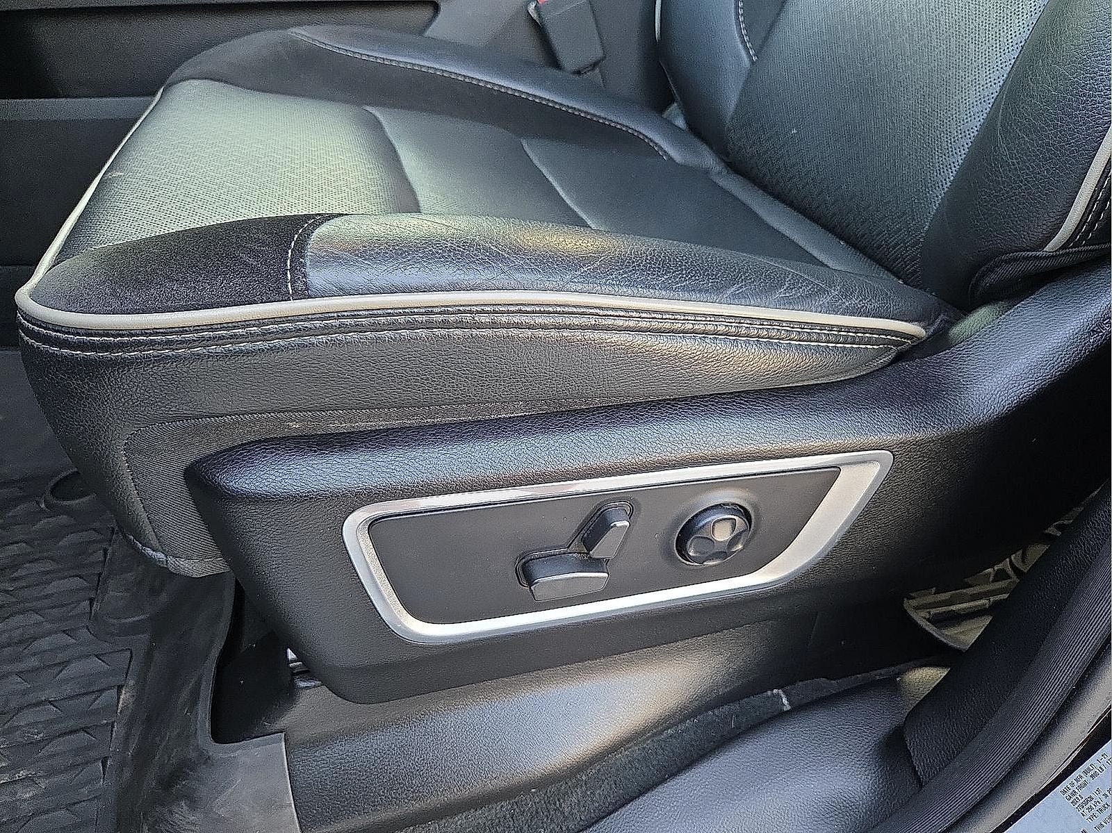 2021 RAM 1500 Laramie Crew Cab 4x4 5'7' Box