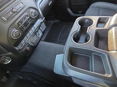 2022 Chevrolet Silverado 1500 4WD Crew Cab Short Bed Custom