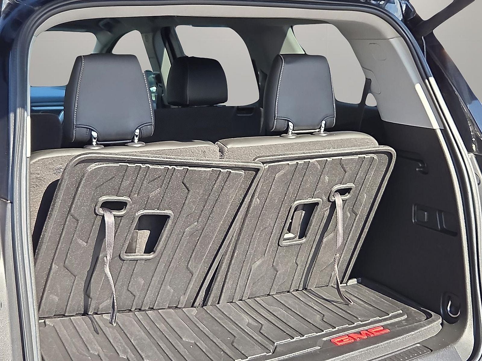 2021 GMC Acadia AWD SLT