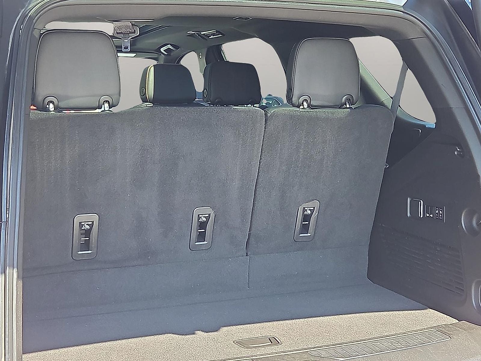 2022 GMC Yukon 4WD AT4