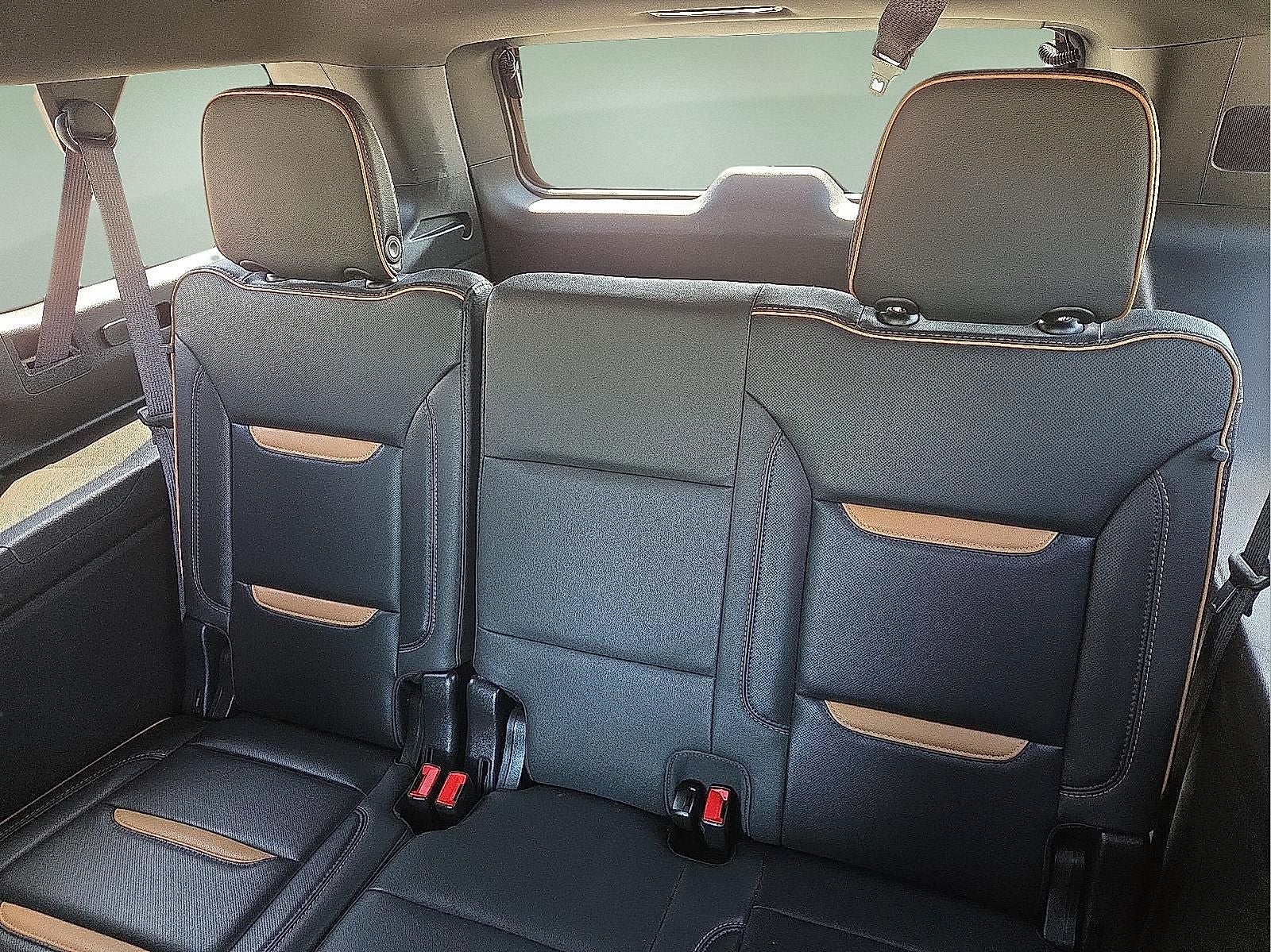 2023 GMC Yukon XL 4WD AT4