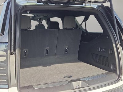 2025 Chevrolet Suburban 4WD High Country