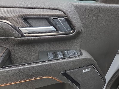 2025 GMC Sierra 2500HD 4WD Crew Cab Standard Bed AT4