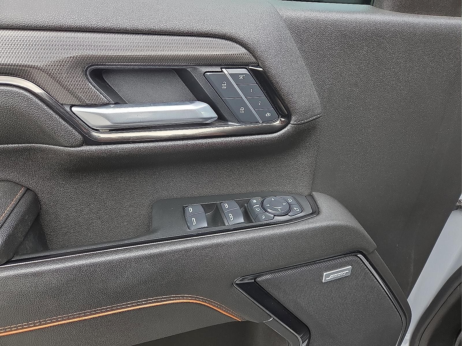 2025 GMC Sierra 2500HD 4WD Crew Cab Standard Bed AT4