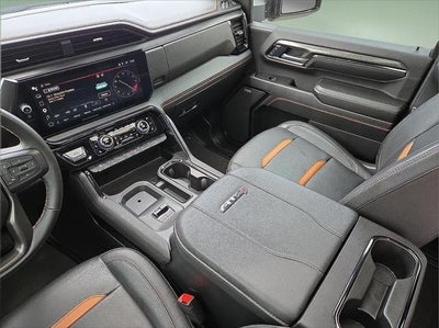 2025 GMC Sierra 2500HD 4WD Crew Cab Standard Bed AT4