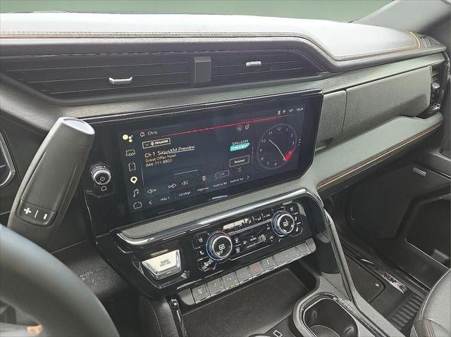 2025 GMC Sierra 2500HD 4WD Crew Cab Standard Bed AT4