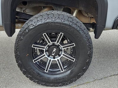 2025 GMC Sierra 2500HD 4WD Crew Cab Standard Bed AT4