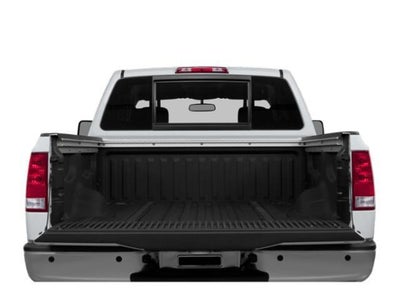 2015 Nissan Titan SV
