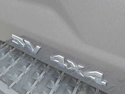 2017 Nissan TITAN SV