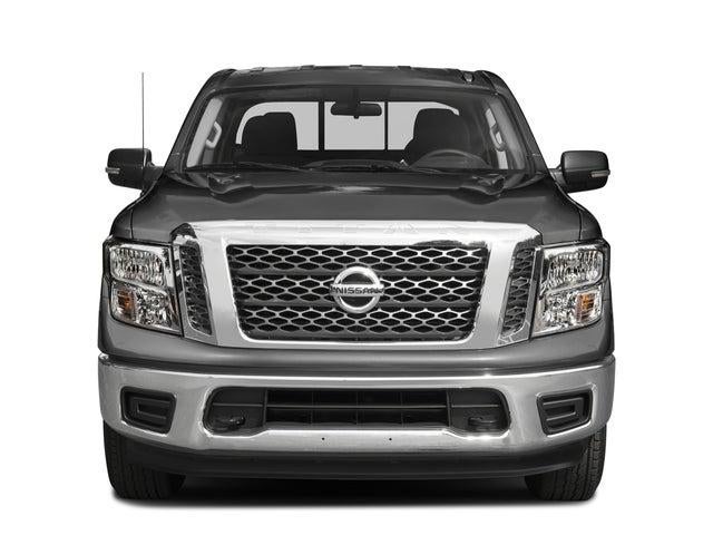 2017 Nissan TITAN SV